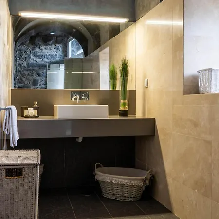 Casa Da Arvore By Vacations * Calhetas