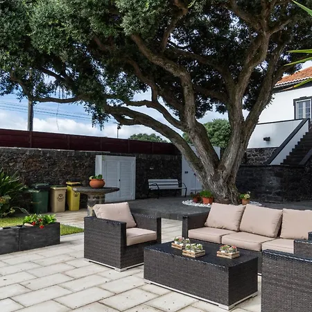 Villa Casa Da Arvore By Vacations