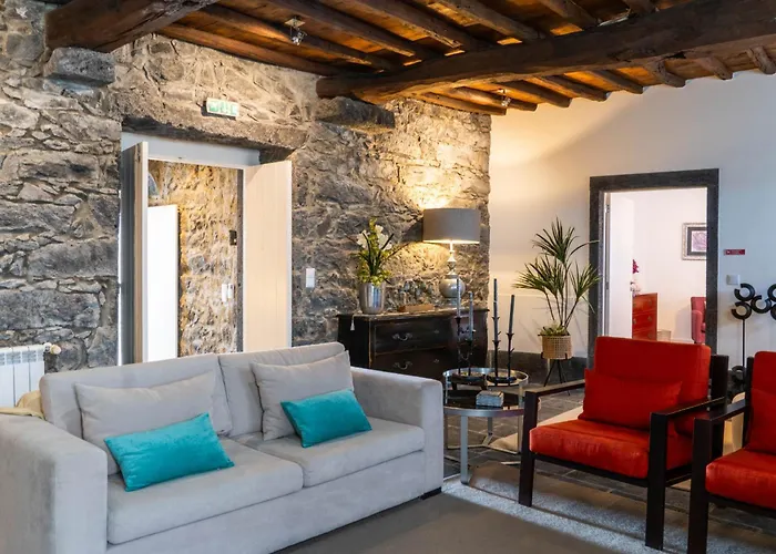 Villa Casa Da Arvore By Vacations Calhetas